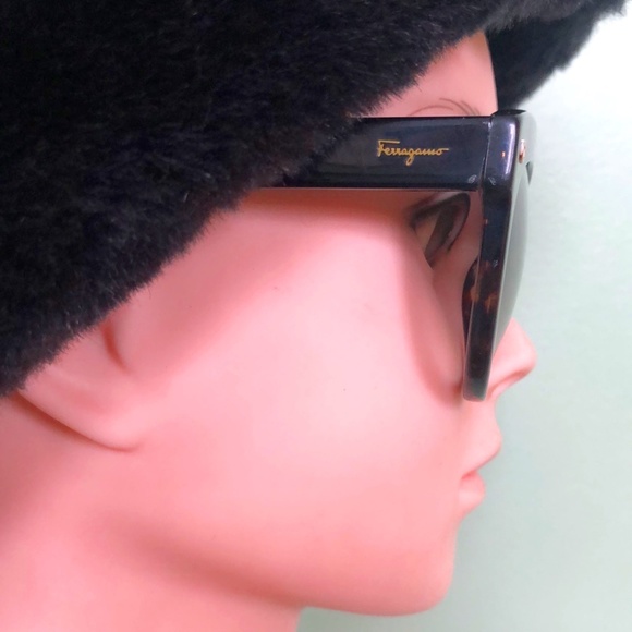 Salvatore Ferragamo, Women's Brown No-RX Sunglass - Picture 5 of 9